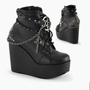 Demonia Poison Wedges